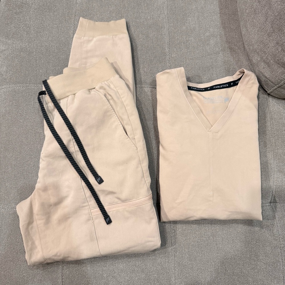 TAN FABLETICS SCRUB SET